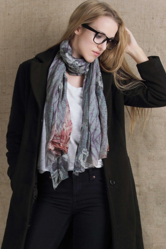 silk-scarf--woolen-scarf--silkwool-scarf--cold-weather-scarf--designer-scarf--printed-scarf--purple-scarf--red-scarf--florals-carf-animal-print-scarf
