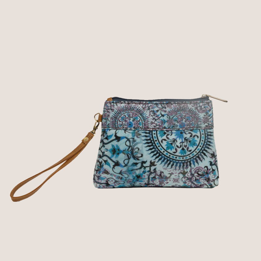 designerbag summerbag blueclutch la handmade handcrafted-Holidayshopping-holidaygifts-giftforher-giftforteacher-holiday2016-handmade