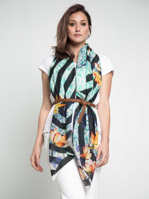 cottonscarf-designerscarf-luxuryfashion-womensfashion-differentwaystowearscarf-maati