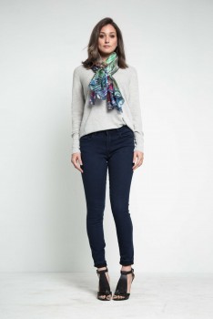 silkscarf-shiboriscarf-floralscarf-designerscarf-highfashion-giftsformom-maati